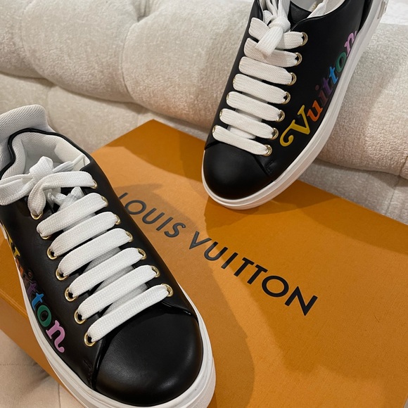 LV Time Out sneaker 💯 authentic - Picture 3 of 6